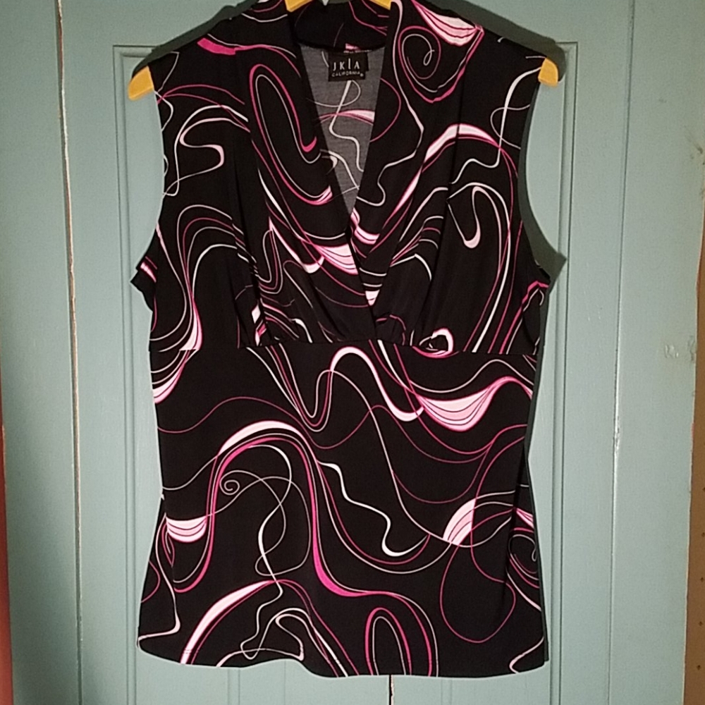 JKLA California Sleeveless Top